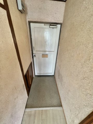【玄関】 | 上田マンション | この壁懐かしくないですか？
