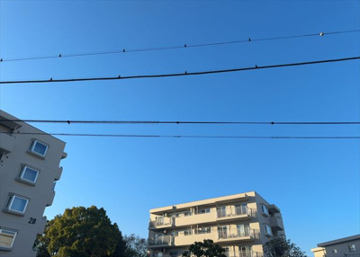 【展望】 | 小山田桜台団地 | 眺望を気にして物件を探す場合、前面に建物が建っていないか現地で確認しましょう！前面に建物があると景色はもちろん、日当たりや風通しにも影響が出てきます。住んだ時のことを想像しながら現地見学をしましょう。