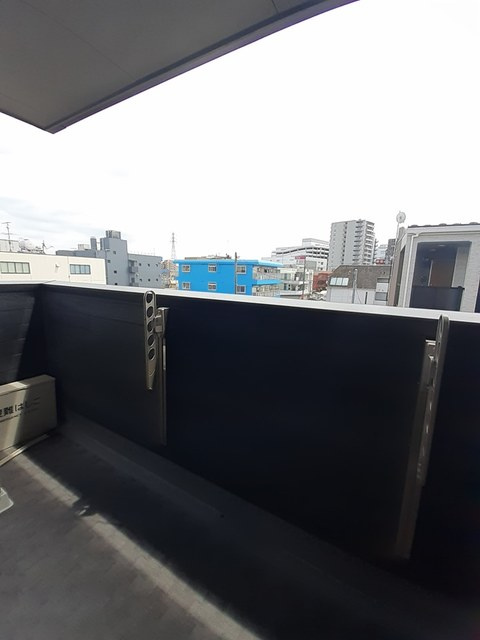 エポックのバルコニー