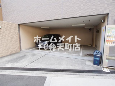 【駐車場】 | プロシード弁天町 | 駐車場です