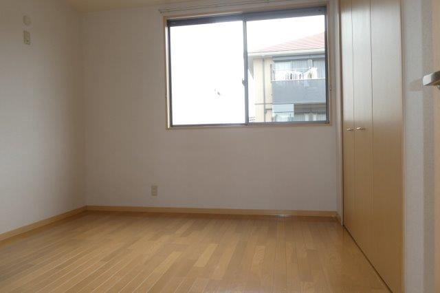 メゾン・エクランタンＥの洋室