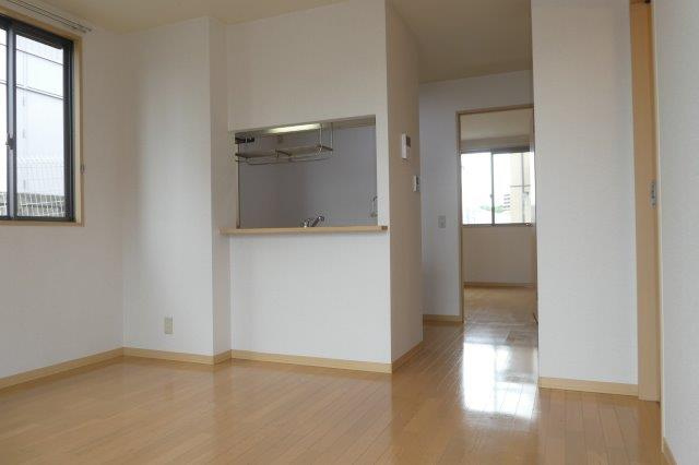 メゾン・エクランタンＥの居間・リビング