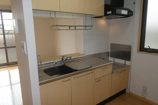 メゾン・エクランタンＥのキッチン