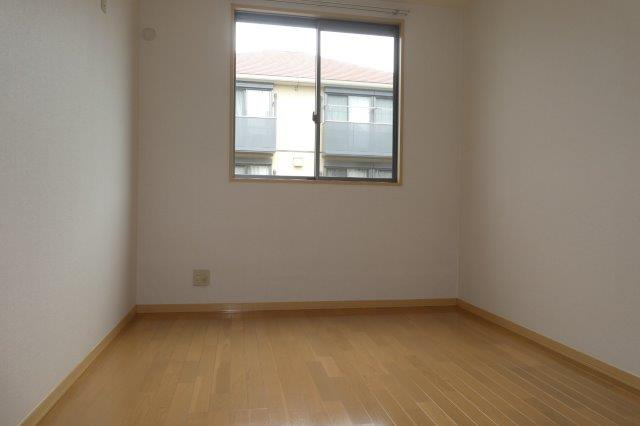 メゾン・エクランタンＥの寝室|洋室