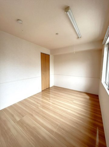 マイ・カーサ　B棟の洋室