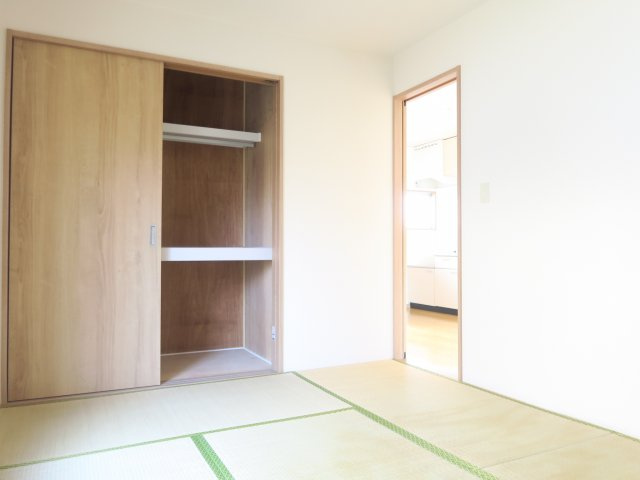 コーポ柳の和室