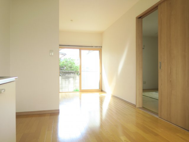 コーポ柳の居間・リビング