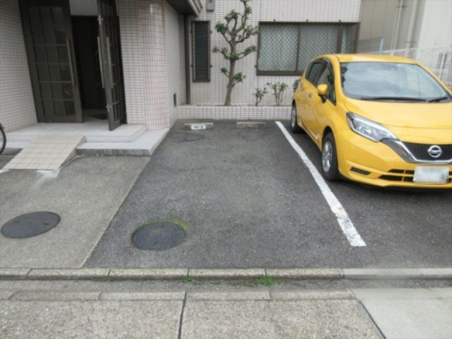 CASA　BELLAの駐車場|CASA BELLA