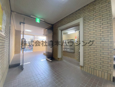 【ロビー】 | 　第三東ビル | 建物の内部です