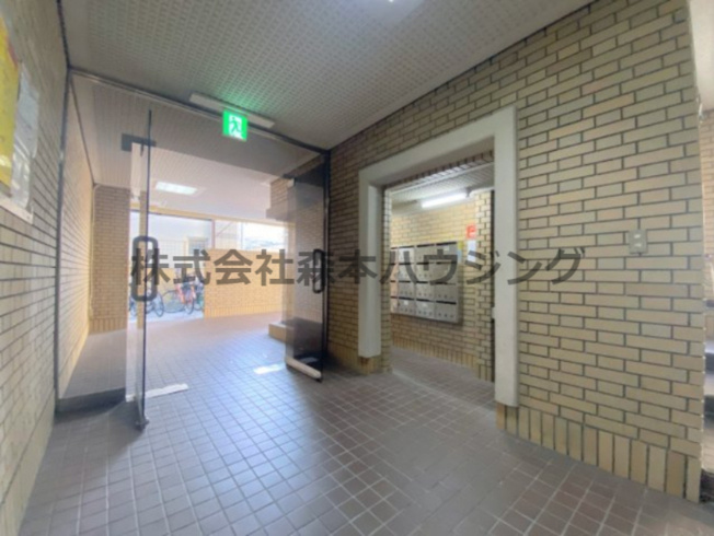 【ロビー】 | 　第三東ビル | 建物の内部です