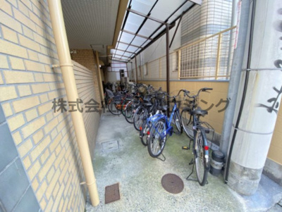 【その他共用部分】 | 　第三東ビル | 駐輪場です