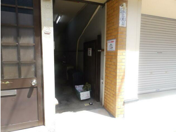 長等三丁目店舗