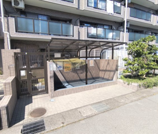 【周辺】 | 共用ゴミステーション