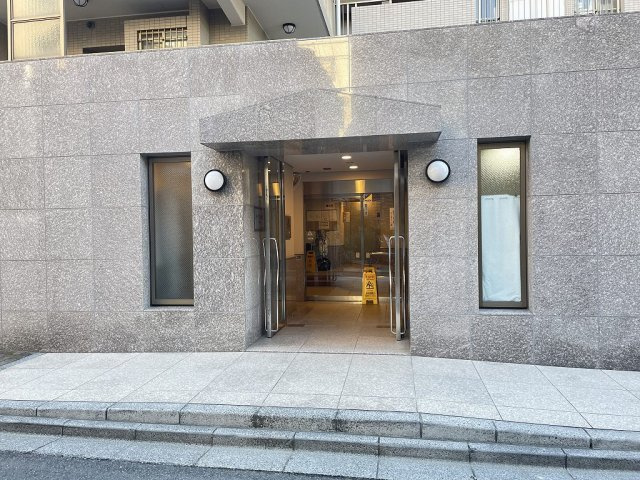 オーベル本所吾妻橋のエントランス