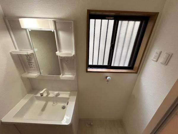 【独立洗面台】