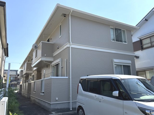 シュライン・フロントの外観