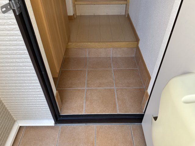 シュライン・フロントの玄関