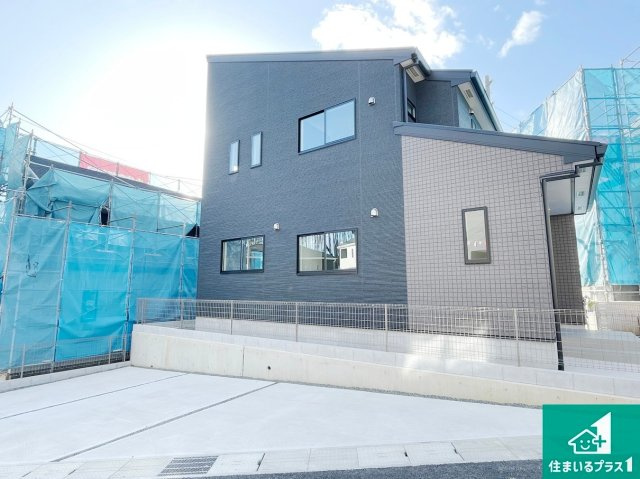 八幡市八幡福禄谷　新築一戸建ての駐車場