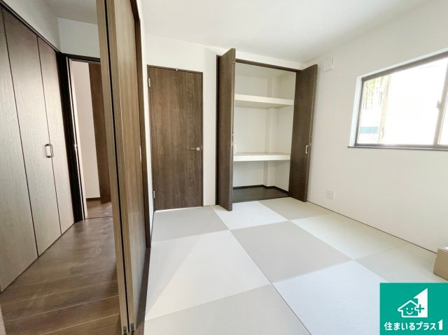 八幡市八幡福禄谷　新築一戸建ての和室|落ち着いた雰囲気の和室付きです