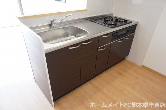 熊本市東区花立６丁目の賃貸マンションのキッチン
