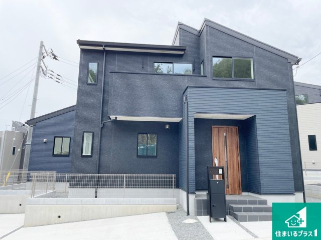 八幡市八幡福禄谷　新築一戸建て