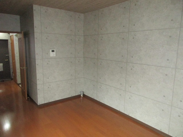 タウンハウス日吉Kの居間・リビング|同間取り別部屋の参考写真です。