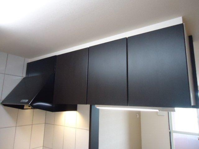 キッチン吊戸棚 