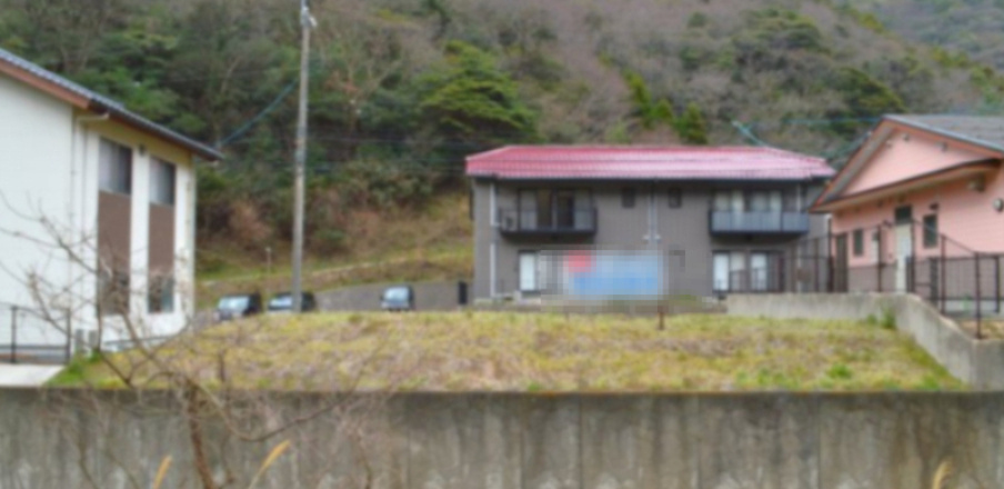 小伊津町　売地の外観|県道から見た様子