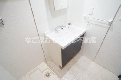 【洗面所】 | ぱ〜くたうんルナ名古屋 | ※写真は別号室　別カラー有り