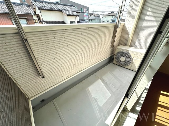 pulito 小池のバルコニー