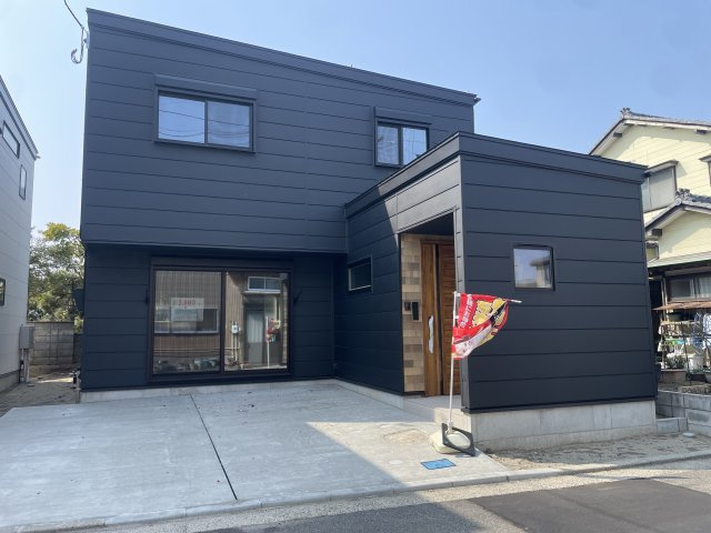 東区長者町　新築戸建の外観