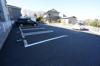 【駐車場】