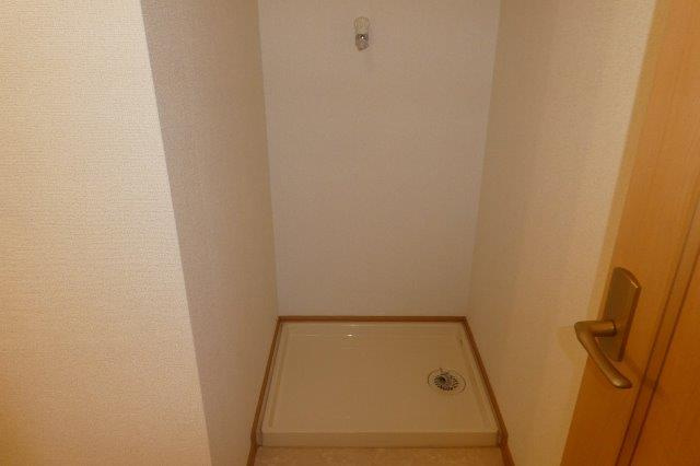 エピナール　ララＢのその他|洗濯機置き場