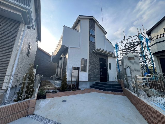 国立市東4丁目　新築一戸建て　2号棟の外観