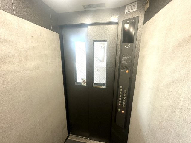 東急ドエルアルス東照宮陽明館のその他共用部分|エレベーター
