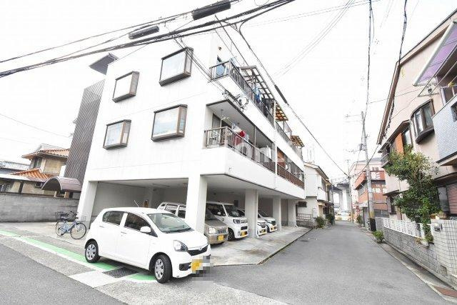 マンションコトブキの外観