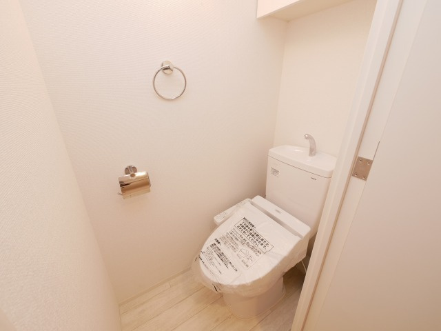 SERENiTE本町refletのトイレ