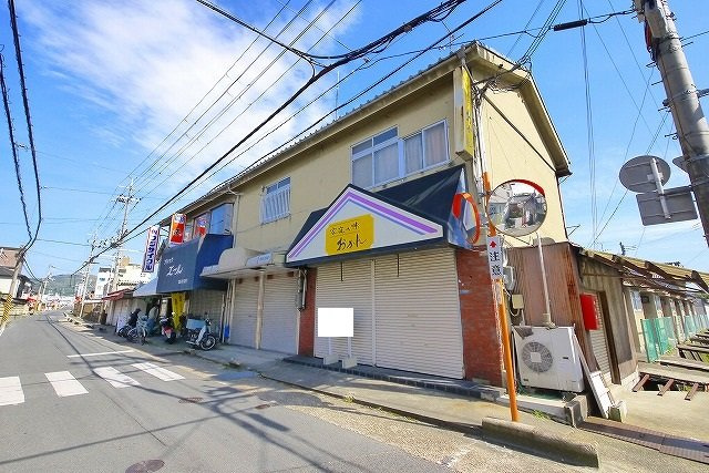 大西店舗付住宅（大安寺１丁目）の外観