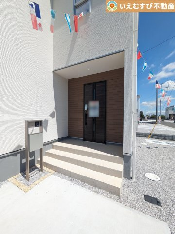 Livele Garden.S　鴻巣関新田のエントランス