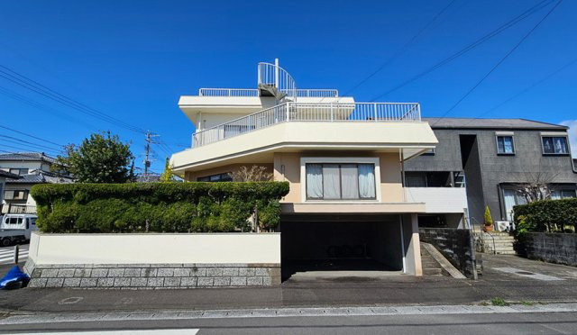 小松台東　中古住宅の外観