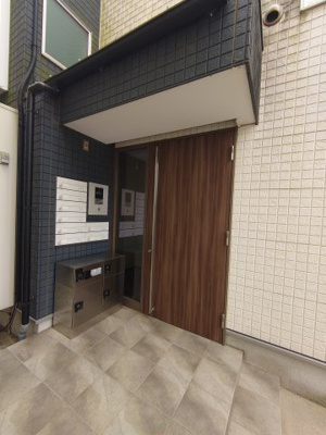 【エントランス】 | 白石ビル | オートロック完備