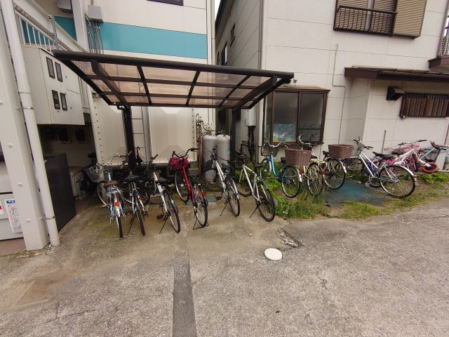 白石ビルのその他共用部分|駐輪場完備