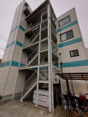 【その他共用部分】 | 白石ビル | 敷地内ゴミ捨て場