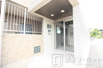 【エントランス】 | ヴィラ原山　南館