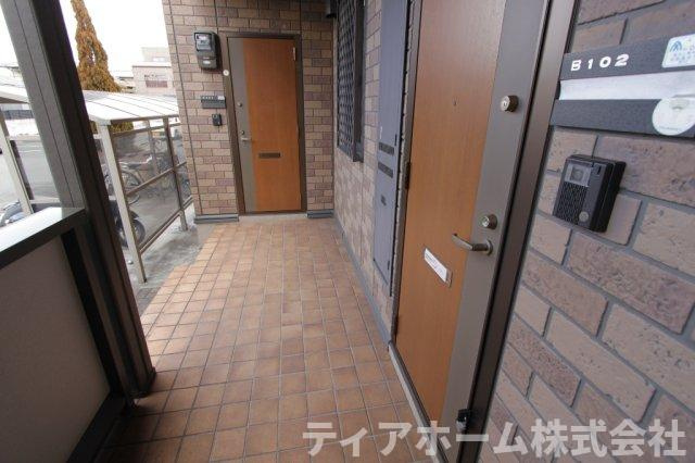 ロイヤルヴィレッジB棟のその他