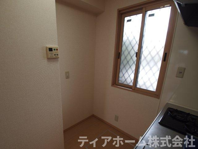 ロイヤルヴィレッジB棟のその他