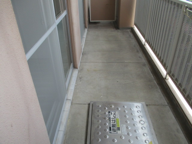 【バルコニー】 | ヴィラスリースター住之江