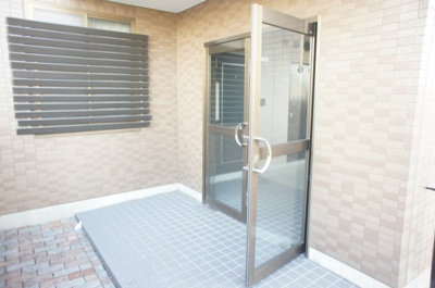 【エントランス】 | セラフィ西原 | セラフィ西原　西区の物件はなご家おもてなし不動産へ。