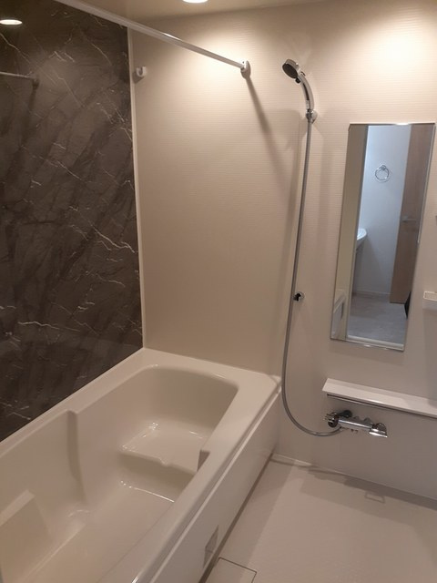 プリートGの浴室