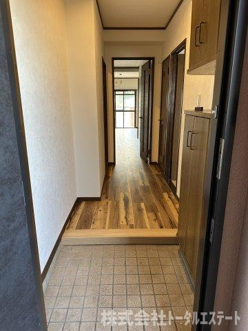 ビューハイツ門司の玄関